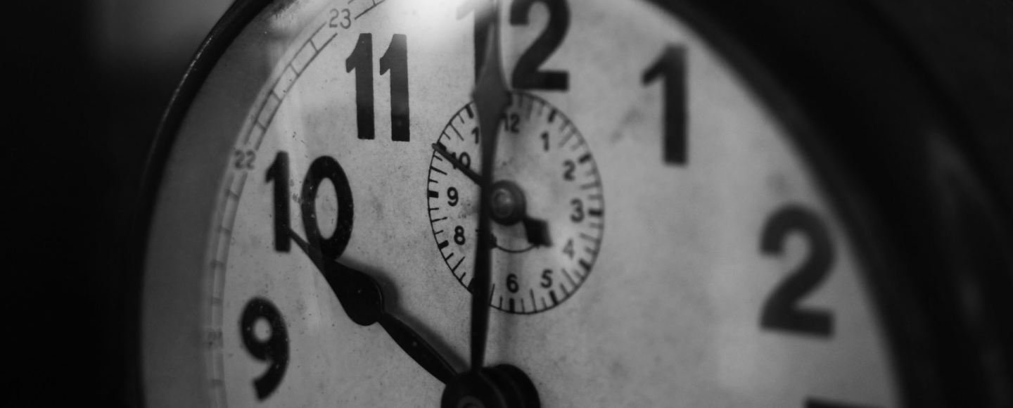 Clock set to 10 effective use of time