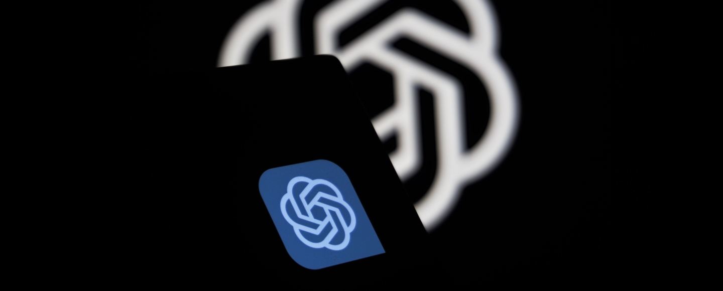 AI vs Human Health Wellness and Fitness Programs